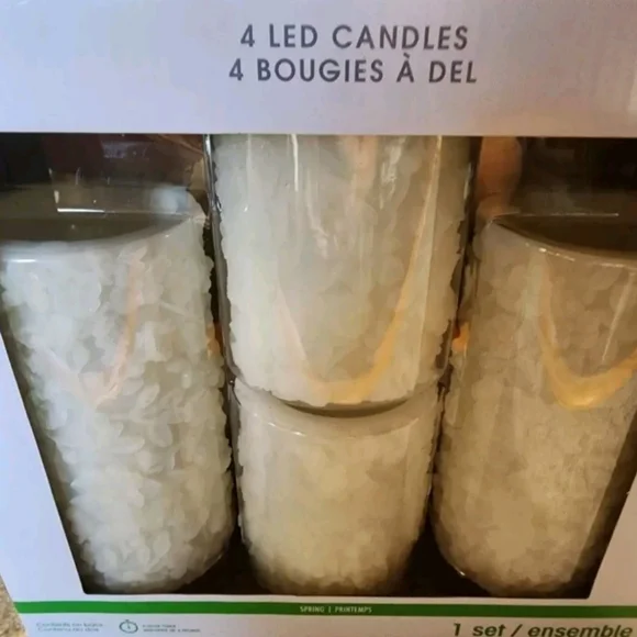 New 4 pc led candle set . $48retail - Picture 8 of 9